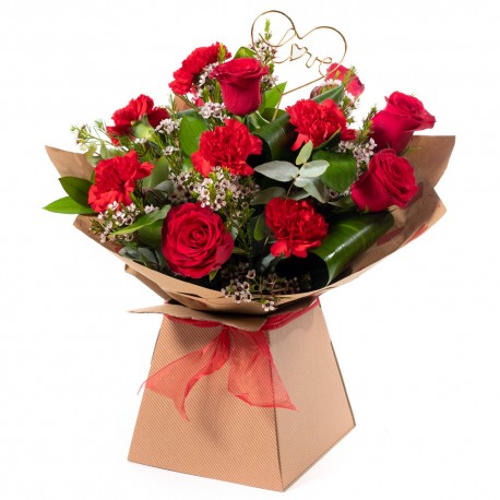 Smooch Valentine’s bouquet